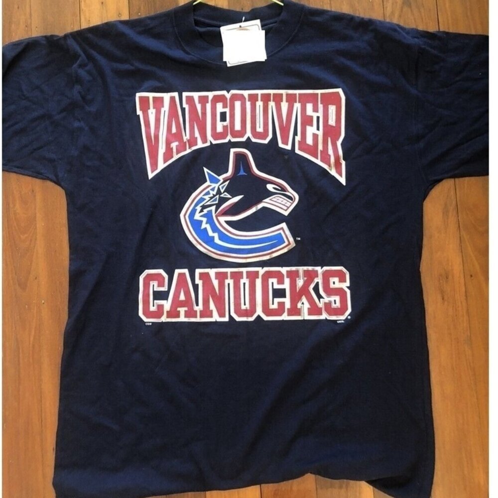 Vancouver Canucks NHL Hockey Retro Team Graphic Fan Unisex Tee T-Shirt  91